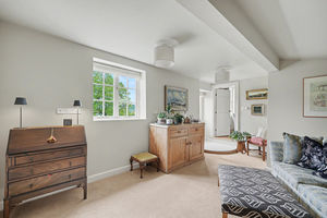 Sitting room- click for photo gallery